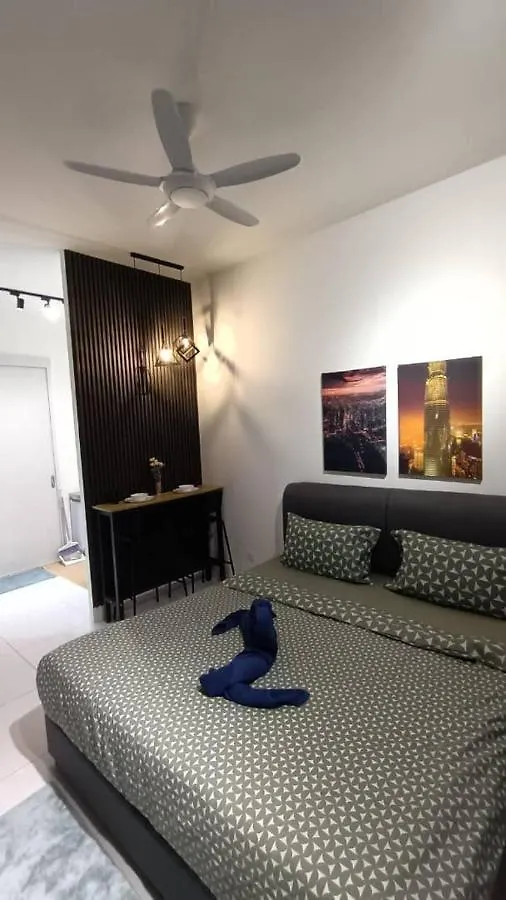 Sky Trees Netflix & Facilities With Balcony Διαμέρισμα Τζόχορ Μπάχρου